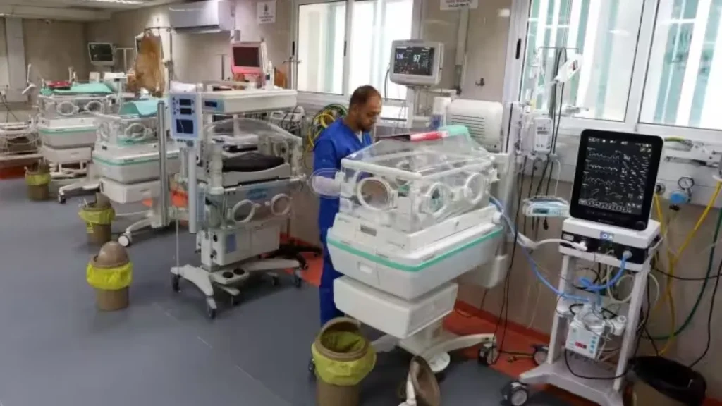 Babies’ Lives Endangered As Gaza’s Largest Hospital Runs Out of Fuel