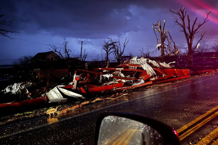 2 Dead as Tornadoes Tear Through Ohio, Indiana and Kentucky, Leaving Trail of Destruction