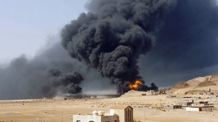 Loud bang, smoke reported off Yemen's Aden by UK maritime agency