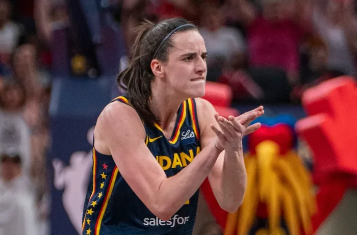 Caitlin Clark Leaves Fans Stunned and Opponents Scrambled with Jaw-Dropping Behind-the-Back Dribble as Indiana Fever Rookie Dominates the WNBA