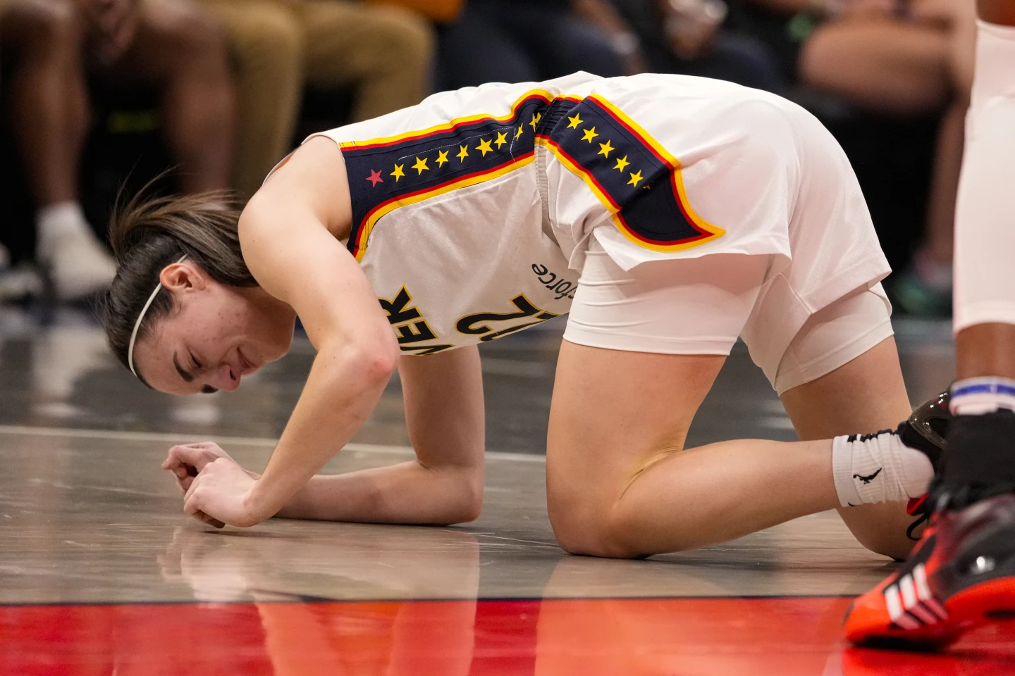 Caitlin Clark's Injury? More Like a Dramatic Entrance! Indiana Fever Sizzle Past Atlanta Dream in a Record-Breaking Showdown