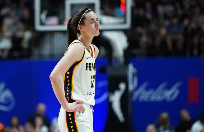 Caitlin Clark Takes Over the Cornfields: Indiana Orchard’s Maze Honors WNBA Star with a Midwest Twist