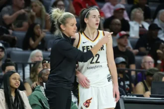 Tears, Turnovers, and Triple Bricks: Caitlin Clark’s Rollercoaster Reunion with Former Teammate as Indiana Fever Stumble Against Las Vegas Aces