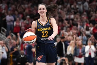 WNBA Playoff Standings 2024: Sky’s Last Stand, Fever Clinch, and Caitlin Clark’s Dominance