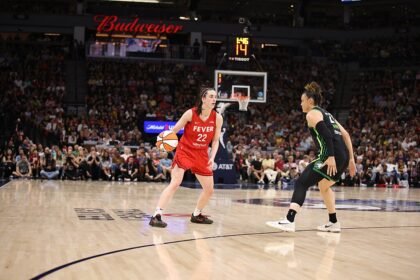 Chris Mullin’s Comical Dodge and Caitlin Clark’s Steph-Like Brilliance: The WNBA Rookie Shaking Up Indiana