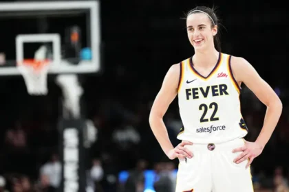 Never Compare 0.8 GPA DrumReese to Caitlin Clark”: WNBA Fans in Frenzy as ROTY Drives Record-Breaking Viewership