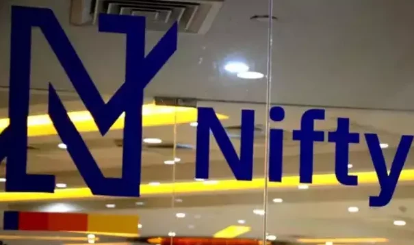 Nifty Forms Hammer Candle: Key Levels to Watch for Wednesday’s Trade